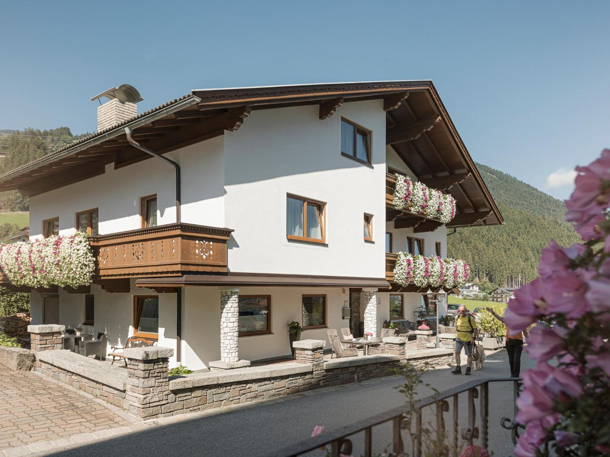 Haus Christine Hotel Ried im Zillertal Luaran gambar