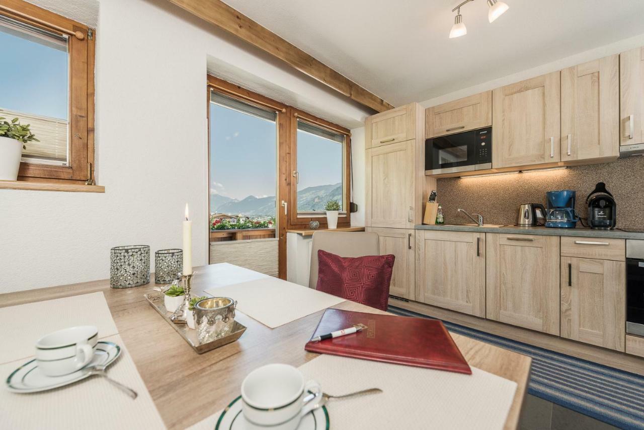 Haus Christine Hotel Ried im Zillertal Luaran gambar